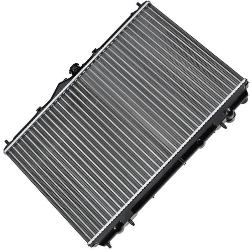 Z70304R — ZIKMAR — Радиатор охлаждения двигателя